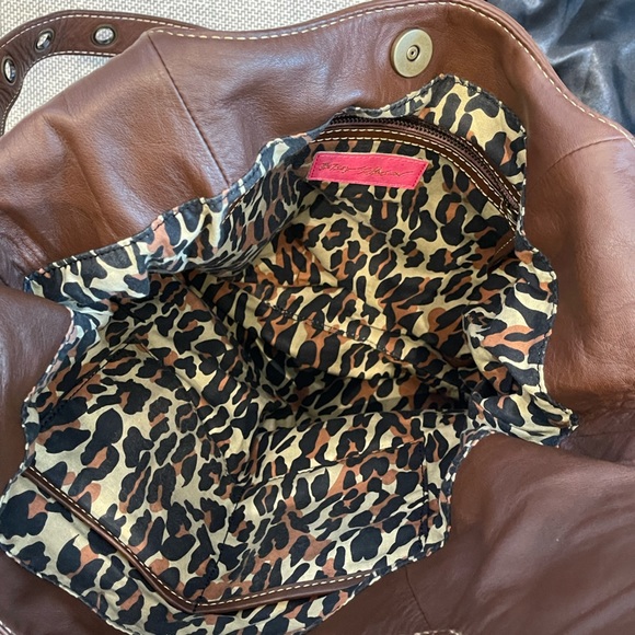 Betsy Johnson shoulder bag - Picture 4 of 4
